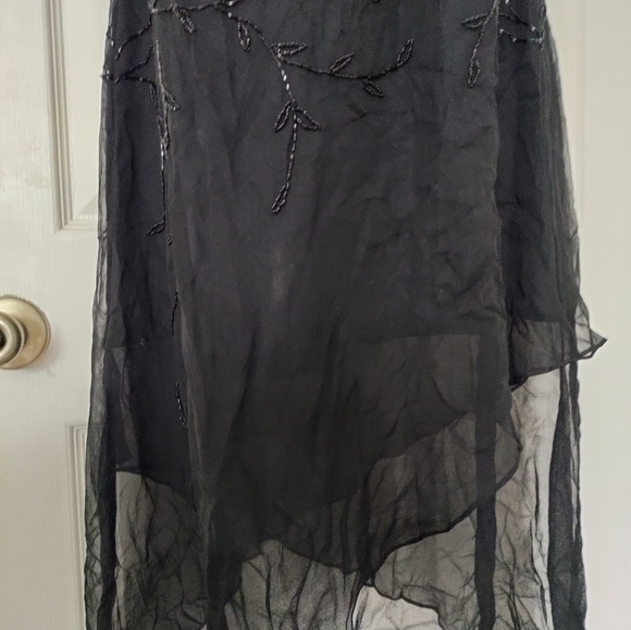 Formal, beaded, classy black dress - Picture 3 of 6